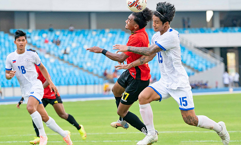 Đội bóng xứ quốc đảo trút giận lên trên người em út Đông Timor với chiến thắng 4-1